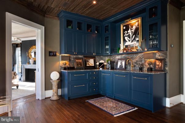 Fireplace, Interior, Recessed Lighting, Wooden Ceilings, Wood Texture Flooring
