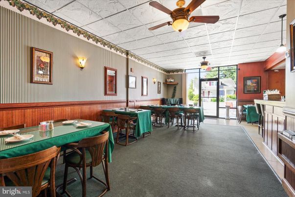 Dining room, Interior