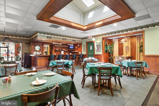 Dining room, Interior, Pendant Lights, Recessed Lighting, Wooden Walls