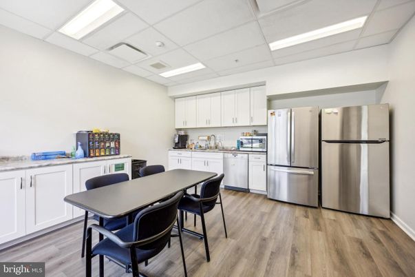 Dining room, Interior, Kitchen, Recessed Lighting, Stainless Steel Appliances, Wood Texture Flooring