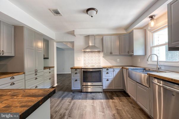 Interior, Kitchen, Stainless Steel Appliances, Wood Texture Flooring