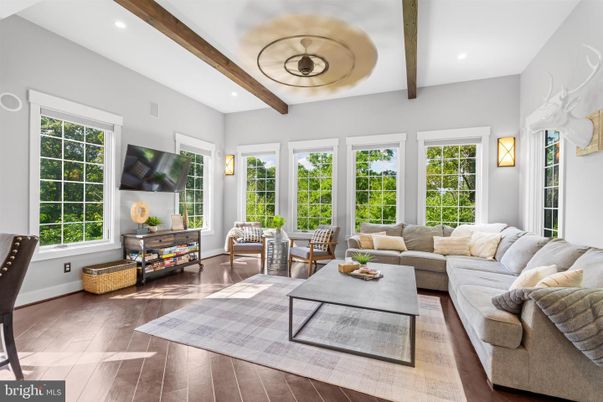 Interior, Living room, Recessed Lighting, Wooden Beams, Wood Texture Flooring