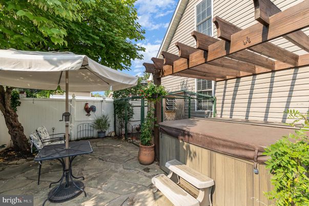 Exterior, Hot Tub