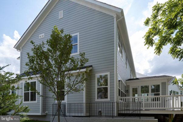 Exterior, Facade, Queen Anne Victorian