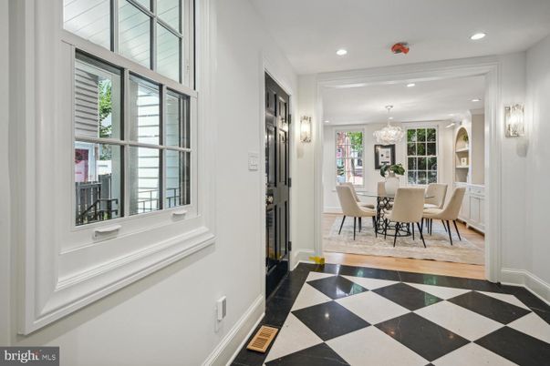 Chandelier, Dining room, Interior, Recessed Lighting