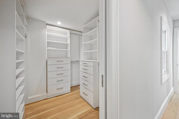 Interior, Recessed Lighting, Walk-in Closets, Wood Texture Flooring