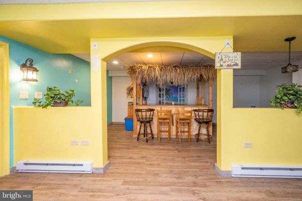 Interior, Pendant Lights, Recessed Lighting, Wood Texture Flooring