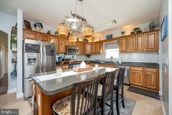 Interior, Kitchen, Pendant Lights, Stainless Steel Appliances