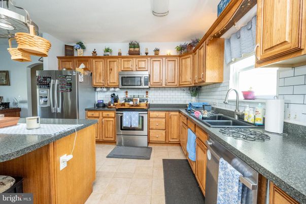 Interior, Kitchen, Stainless Steel Appliances