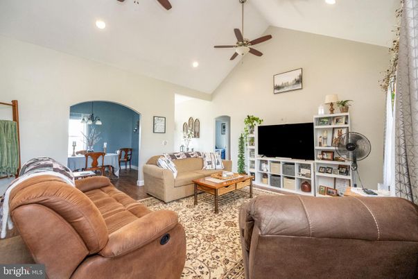 Dining room, Interior, Living room, Recessed Lighting