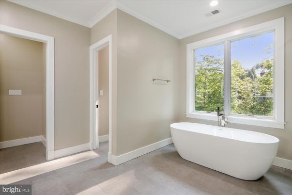 Bathroom, Free Standing Baths, Interior, Recessed Lighting