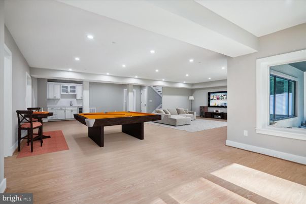 Billiard Table, Game Room, Interior, Living room, Recessed Lighting, Wood Texture Flooring