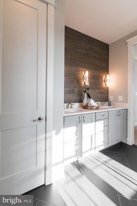 Bathroom, Dual Sink Vanities, Interior, Wooden Walls