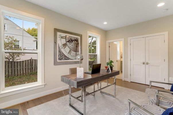 Home Office, Interior, Recessed Lighting, Wood Texture Flooring