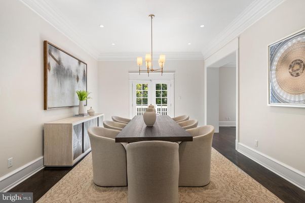 Chandelier, Dining room, Interior, Pendant Lights, Recessed Lighting, Wood Texture Flooring