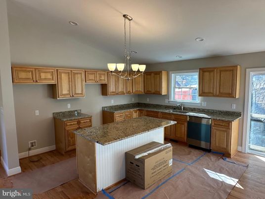 Chandelier, Interior, Kitchen, Recessed Lighting, Wood Texture Flooring