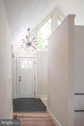 Interior, Pendant Lights, Wood Texture Flooring
