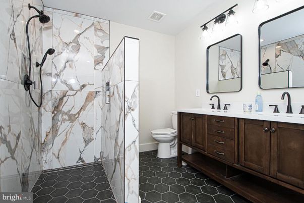 Bathroom, Dual Sink Vanities, Interior, Marble Walls