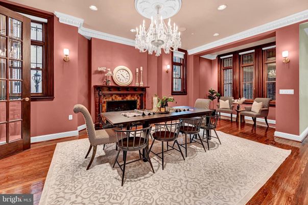 Chandelier, Dining room, Fireplace, Interior, Recessed Lighting, Wood Texture Flooring