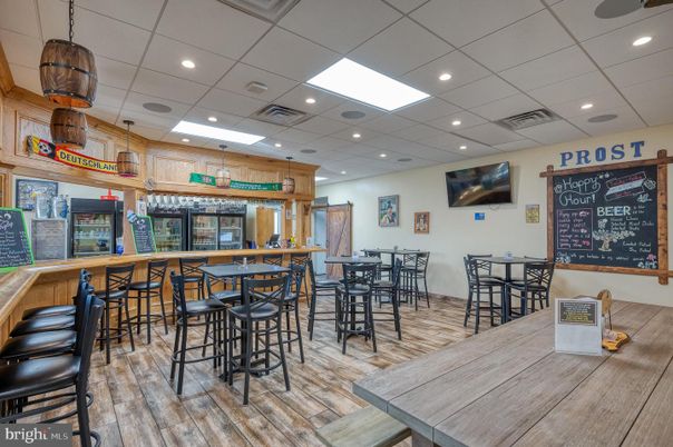 Interior, Pendant Lights, Recessed Lighting, Wood Texture Flooring, Wooden Walls