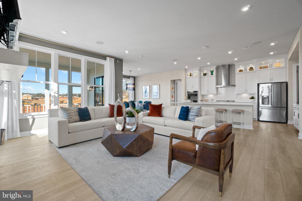 Interior, Kitchen, Living room, Pendant Lights, Recessed Lighting, Stainless Steel Appliances, Wood Texture Flooring