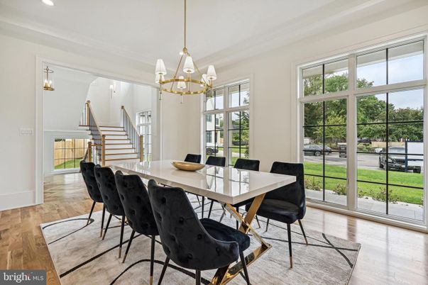 Chandelier, Dining room, Interior, Recessed Lighting, Wood Texture Flooring