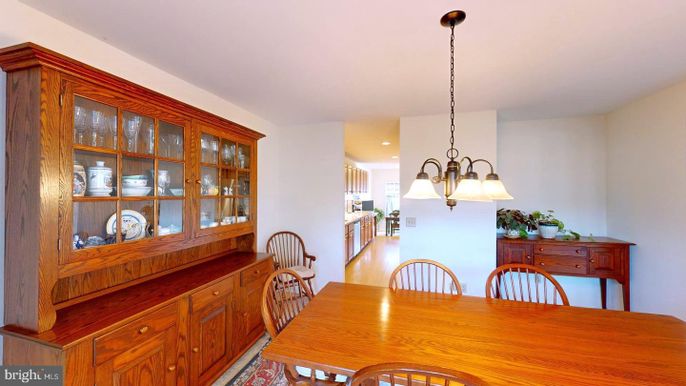 Chandelier, Dining room, Interior, Pendant Lights, Recessed Lighting, Wood Texture Flooring