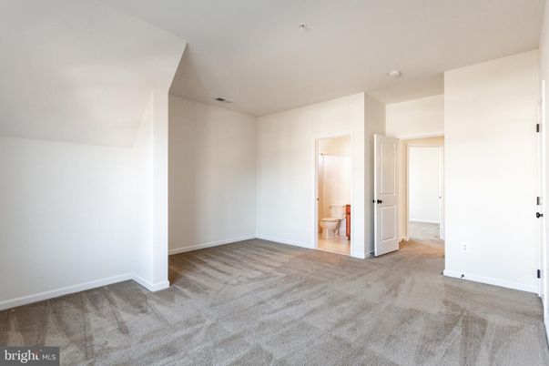 Bathroom, Empty room, Interior