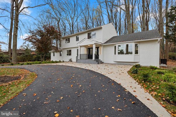 Exterior, Facade, Farmhouse