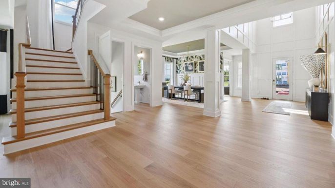 Dining room, Interior, Pendant Lights, Recessed Lighting, Wood Texture Flooring