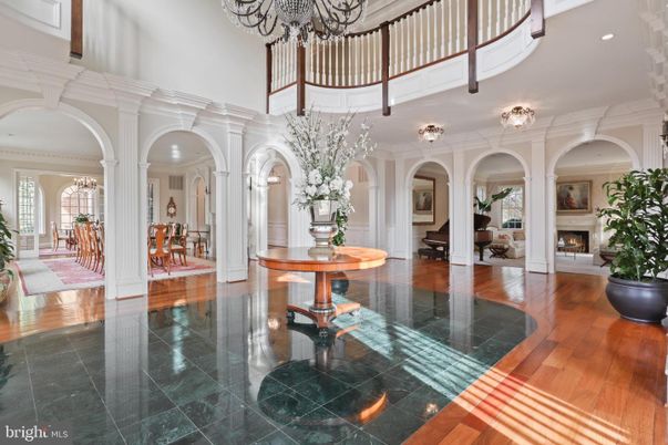 Chandelier, Dining room, Fireplace, Interior, Recessed Lighting, Wood Texture Flooring