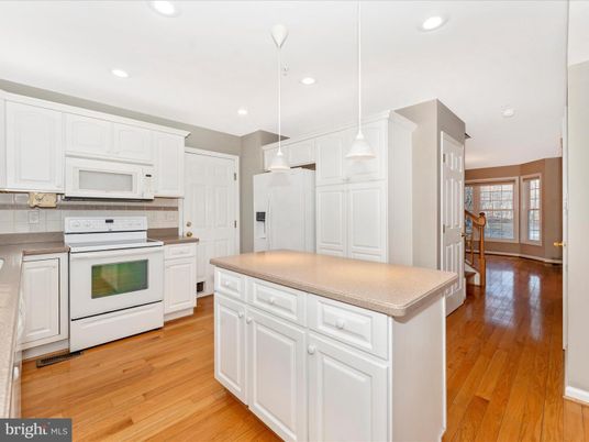 Interior, Kitchen, Pendant Lights, Recessed Lighting, Wood Texture Flooring