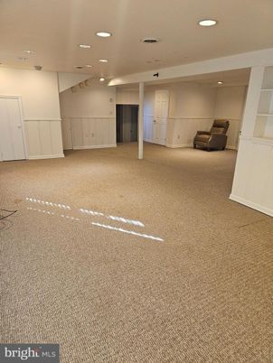 Empty room, Interior, Recessed Lighting