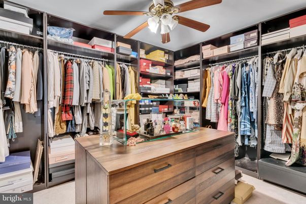 Interior, Walk-in Closets