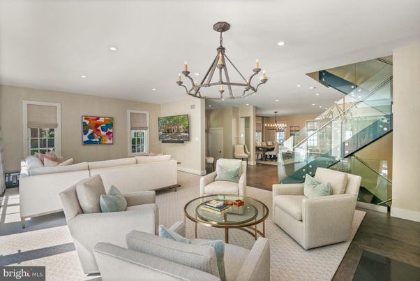 Chandelier, Dining room, Interior, Living room, Recessed Lighting, Wood Texture Flooring