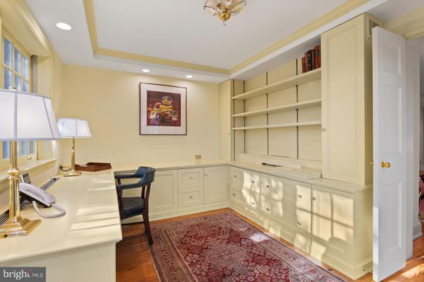 Home Office, Interior, Recessed Lighting, Wood Texture Flooring
