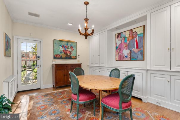 Chandelier, Dining room, Interior, Recessed Lighting, Wood Texture Flooring