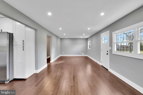 Empty room, Interior, Kitchen, Recessed Lighting, Wood Texture Flooring