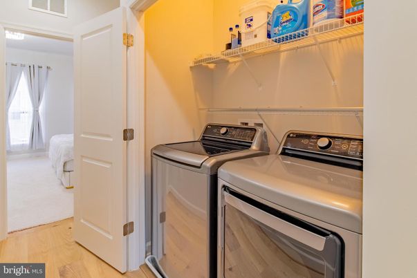 Interior, Utility Closets, Washer, Wood Texture Flooring