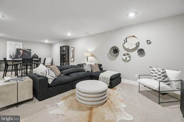 Dining room, Interior, Living room, Recessed Lighting