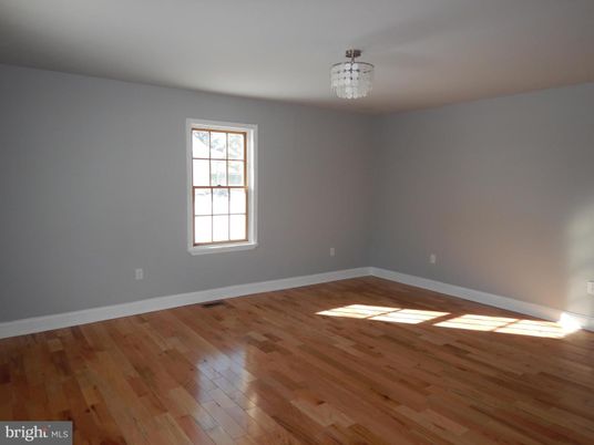 Chandelier, Empty room, Interior, Wood Texture Flooring