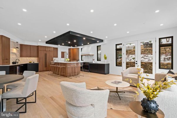 Interior, Kitchen, Living room, Pendant Lights, Recessed Lighting, Stainless Steel Appliances, Wood Texture Flooring