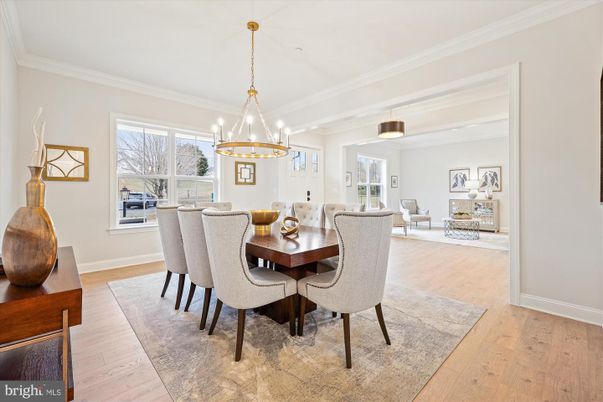 Chandelier, Dining room, Interior, Living room, Pendant Lights, Wood Texture Flooring