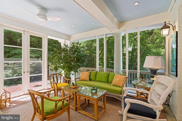 Interior, Living room, Recessed Lighting, Sun Room