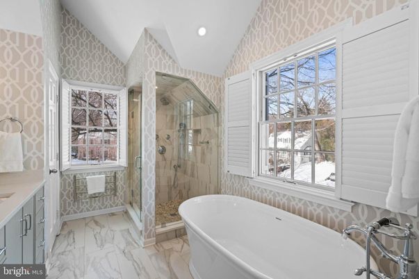 Bathroom, Free Standing Baths, Glass Shower, Interior, Marble, Recessed Lighting