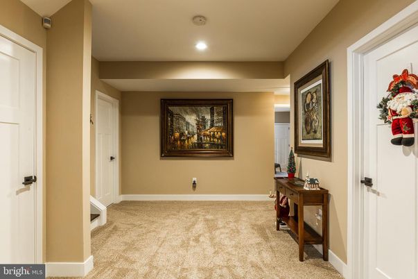 Interior, Recessed Lighting