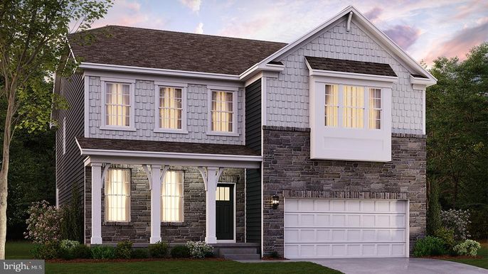 Attached, Exterior, Facade, Brick Traditional
