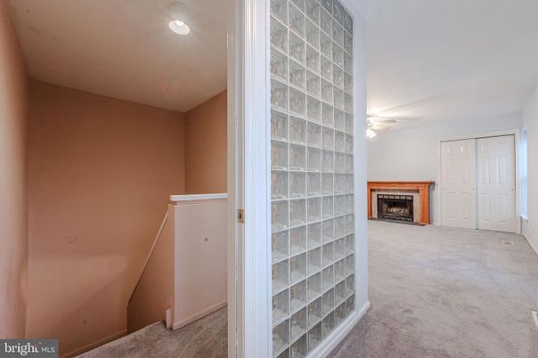 Empty room, Fireplace, Interior