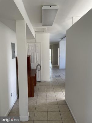 Elevator, Interior