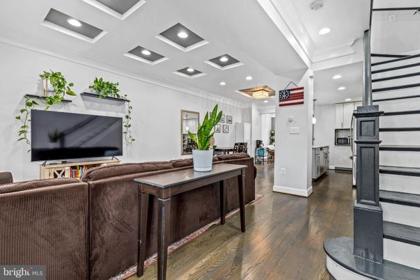 Interior, Kitchen, Living room, Recessed Lighting, Wood Texture Flooring